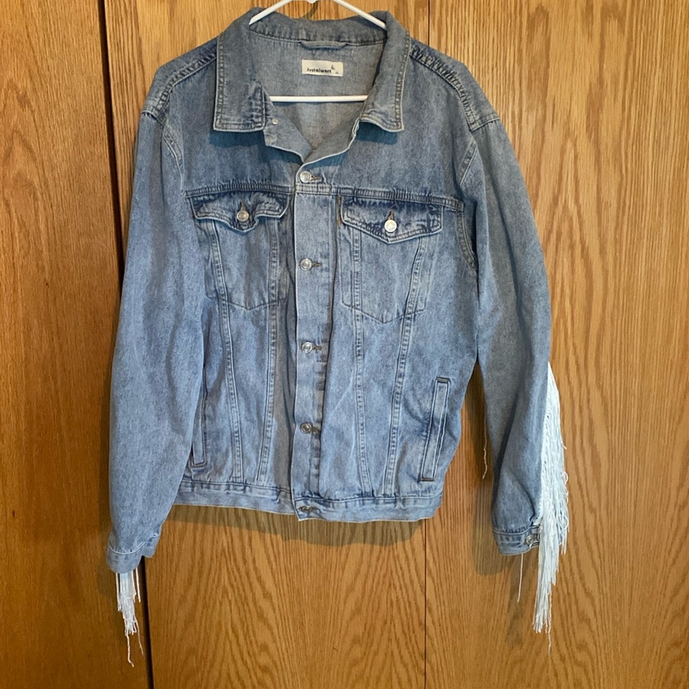 Woman’s size XL fringed jean jacket. Justalwart brand.